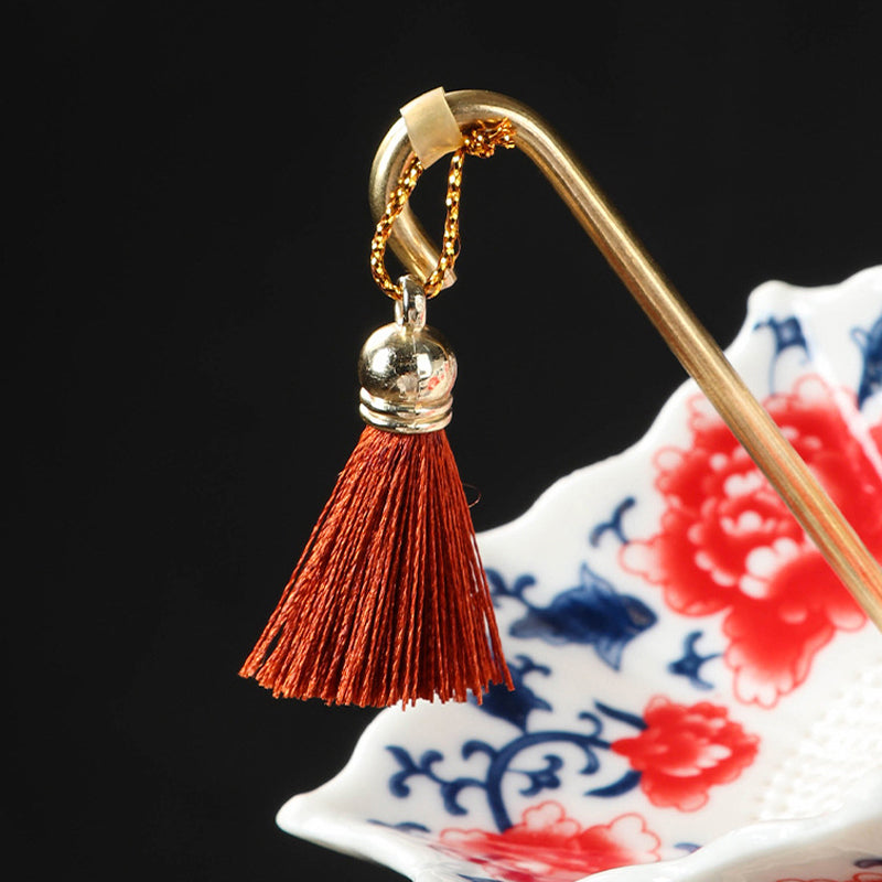 A Timeless Ceramic Tea Piece for the Discerning Tea Lover